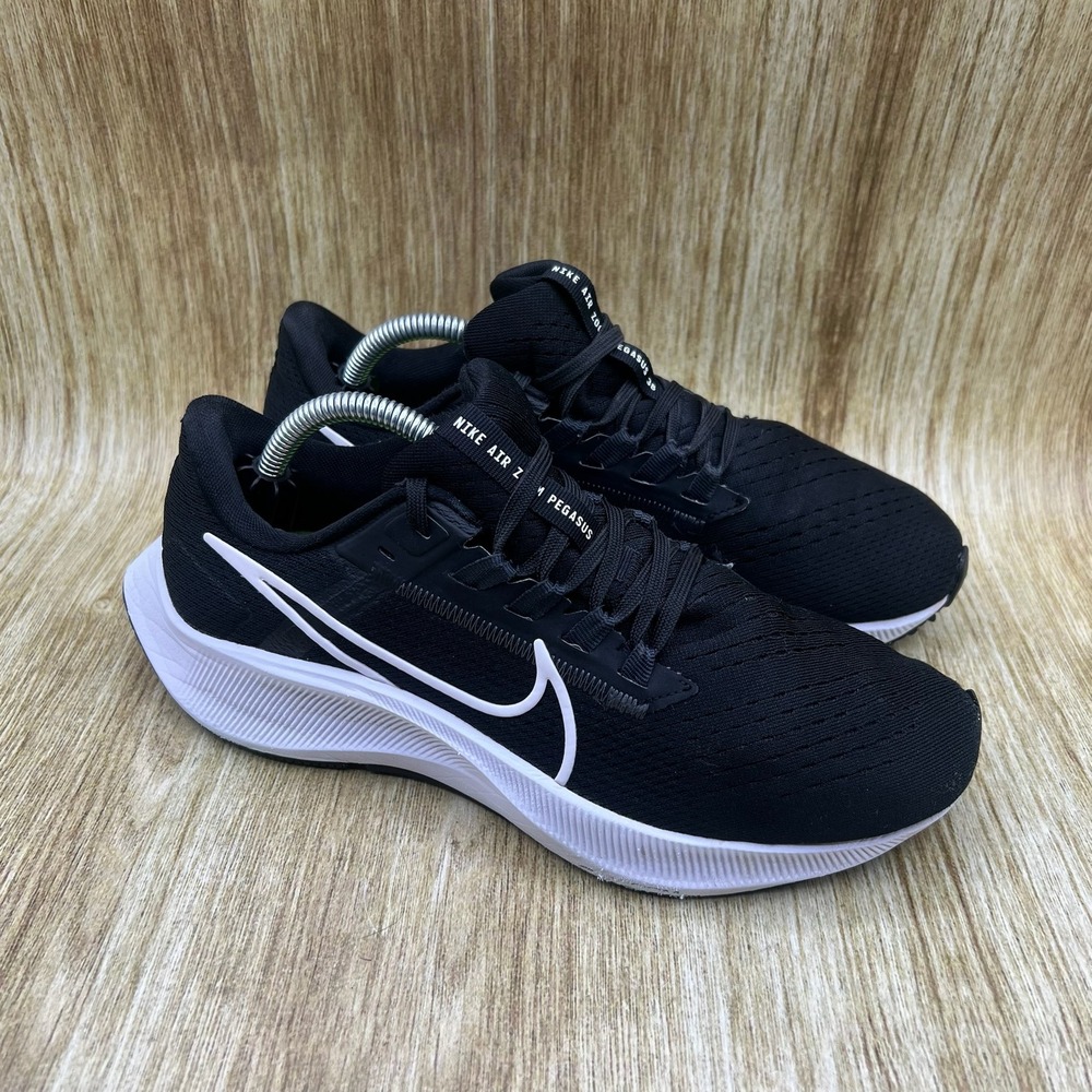 Nike Air Zoom Pegasus 38 Women's Size 6.5‎ Black White Running Shoes CW7358-002